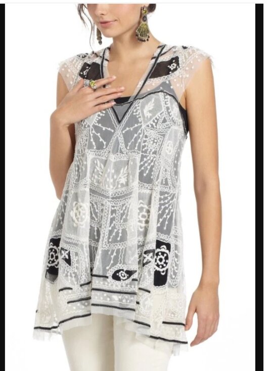 Moulinette Soeurs Dresses & Skirts - Anthropologie Moulinette Soeurs Vetements Ivory Dress with Black Trim
